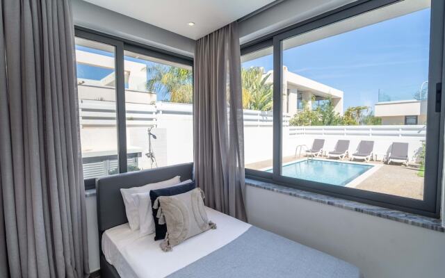 Phaedrus Living Luxury Villa Panorama(No Front Desk Please Contact The Property 5 Days In Advance)