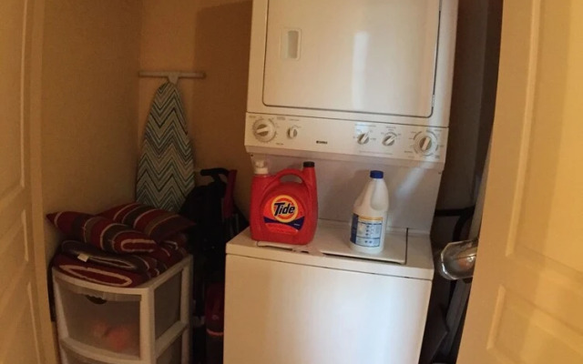 Southside Retreat - Sleeps 4