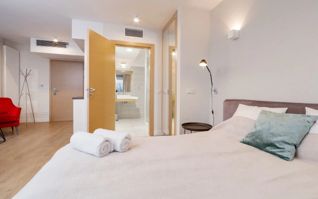 Riverside Aparthotel