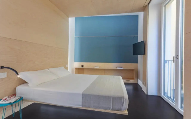 Fiveplace Design Suites Apartments