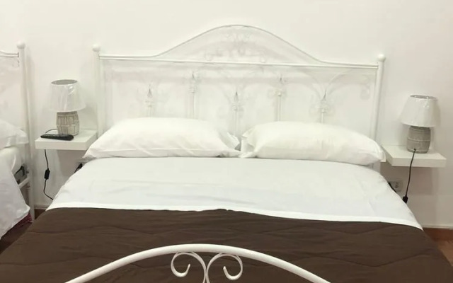 Partenope legend B&B