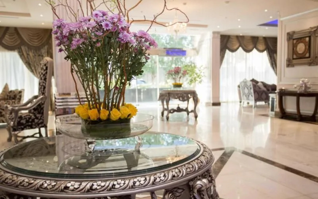 Lahoya Hotel Suites