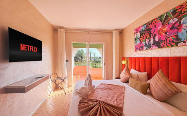Luxurious Duplex in a Peaceful Resort