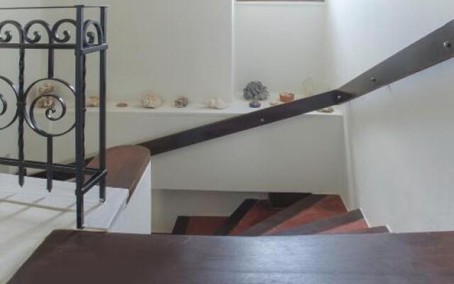 Kalypso Studios & Rooms
