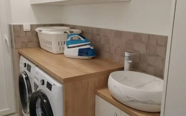 Villa Dreamin With Heated Pool & Hot Tub