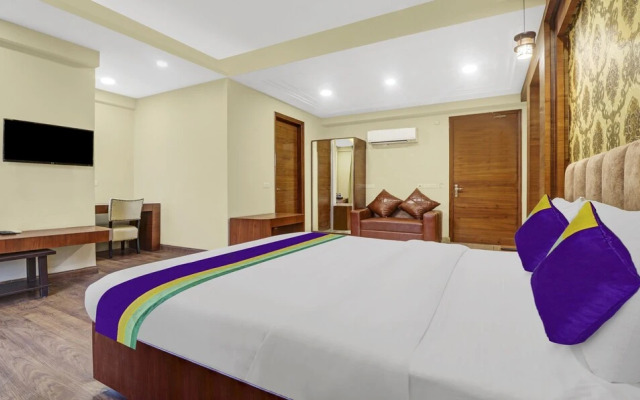 Treebo Nearmi Bell House