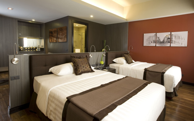 F1 Hotel Manila