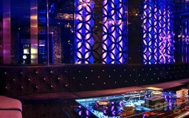Beijing International Hotspring Hotel - Beijing