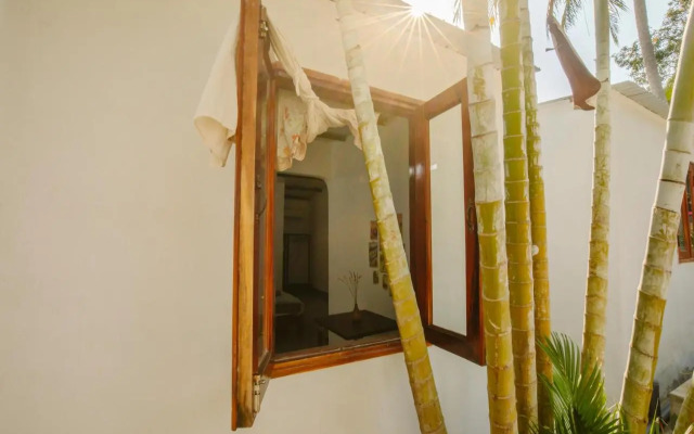The Vibe House - Chillout Hostel
