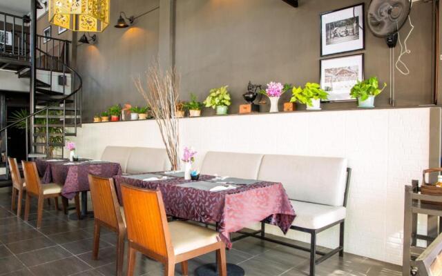 The BEACH CHA AM Suites