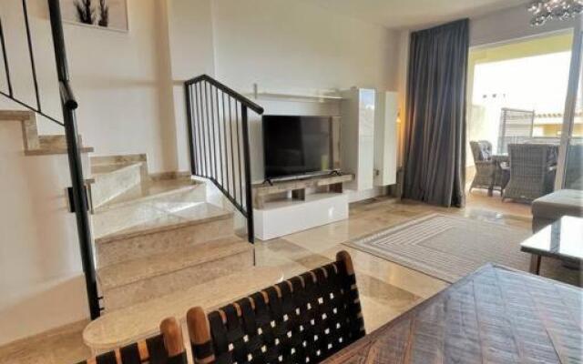 Modern and New 2 bed room Townhouse PA01