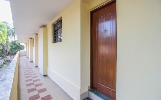OYO 10754 Home Deluxe 1BHK Colva