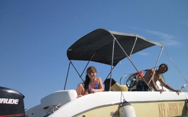 Boat  Breakfast Cagliari