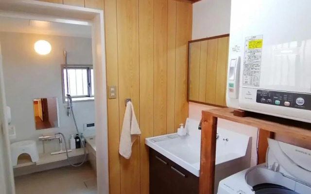 Yuzan apartment Sanjo