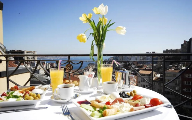 Taksim Metropark Hotel