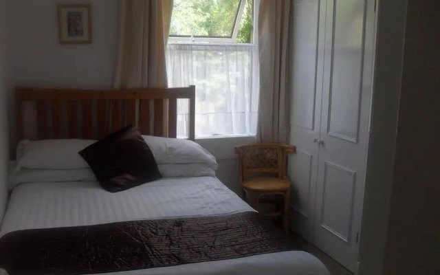 Albany Guest House
