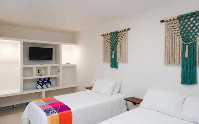 Linda Vecindad Playa del Carmen