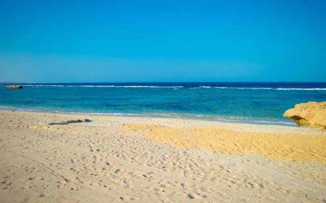 Oyster Bay Beach Suites