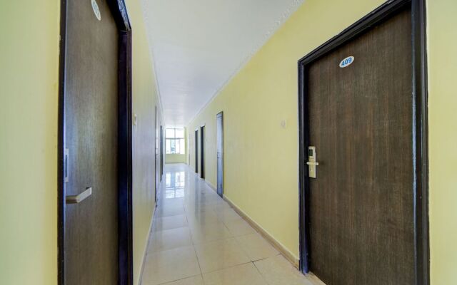 Oyo 40720 Hotel Srs Regency