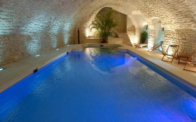 Château De Vault De Lugny