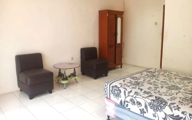 Aryani Suites
