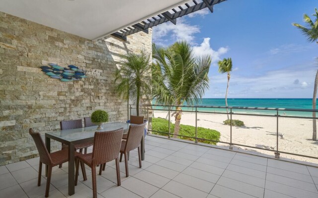 Beachfront Condo w Sea View Ah-201 Costa Atlantica
