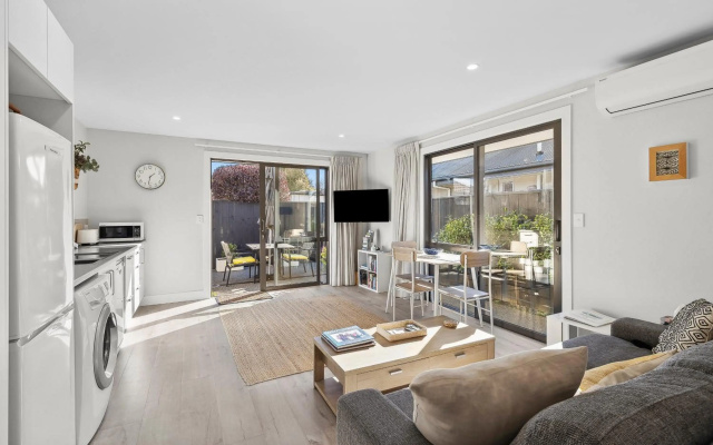 Brand New Apartment a Few Minute's Walk from Town – Guest Rooms – Motueka