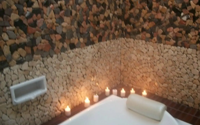 Pendopo Kayuwanan Homestay Syariah