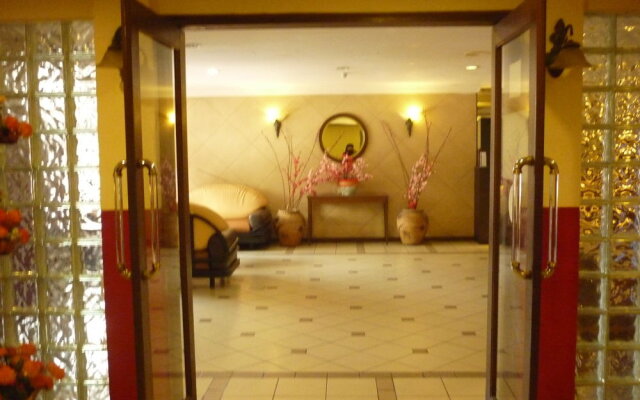 OYO 1029 Lipis CentrePoint Hotel