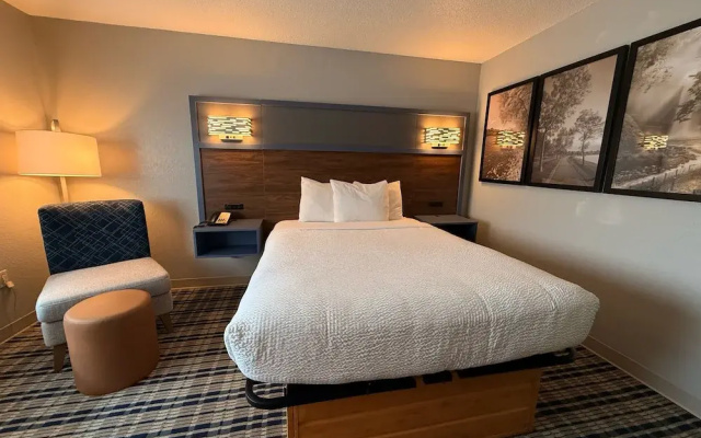 AmericInn Lodge & Suites Worthington