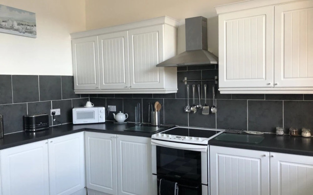 Captivating 2-bed Apartment in Isle of Bute
