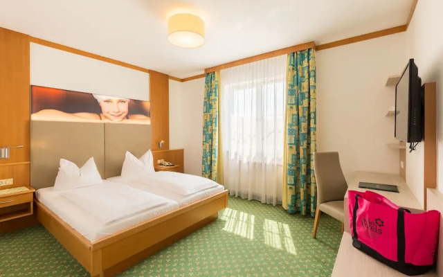 Thermenhotel Kurz
