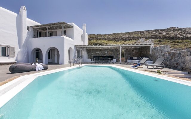 Mykonos Villas by Stylish Stays