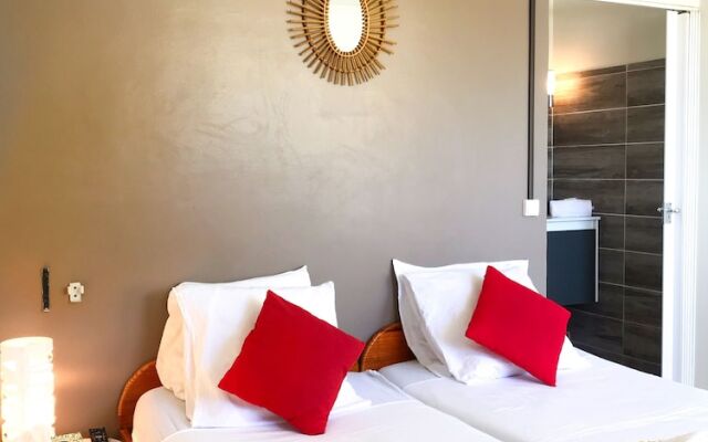 Hotel OASIS