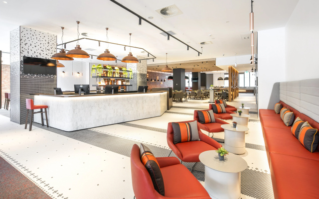 Holiday Inn Express Melbourne Little Collins by IHG