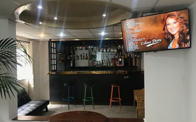 Paceville Hotel