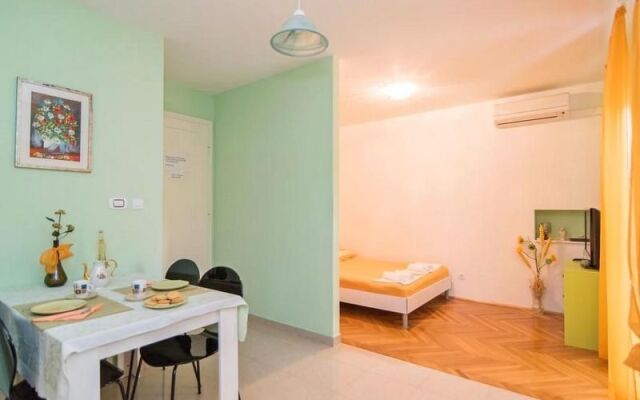Apartments Ana