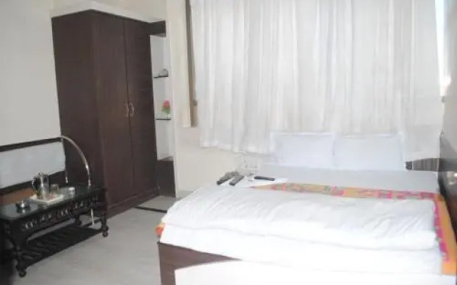 Hotel Vinayak Palace