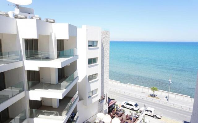Lazuli Beach & Pool Apartment 501