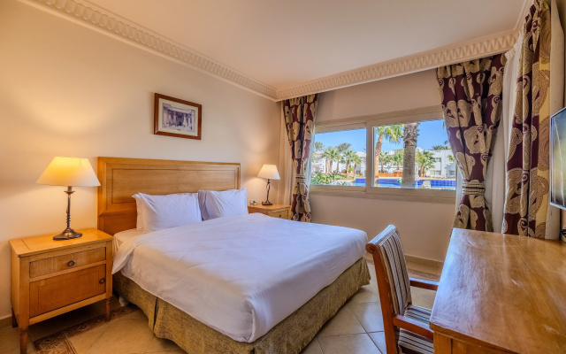 Continental Plaza Beach Resort (Ex. Inter Plaza Beach)