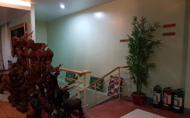 Roger's Place Hotel