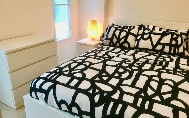 2 Bedroom Luxury House Near Beach