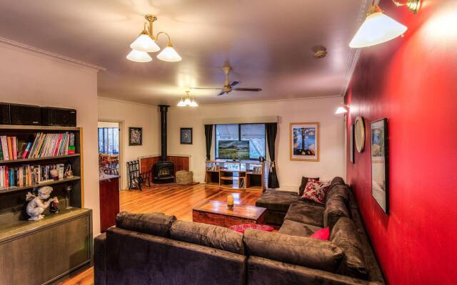 Trawool Cottages and Farmstay