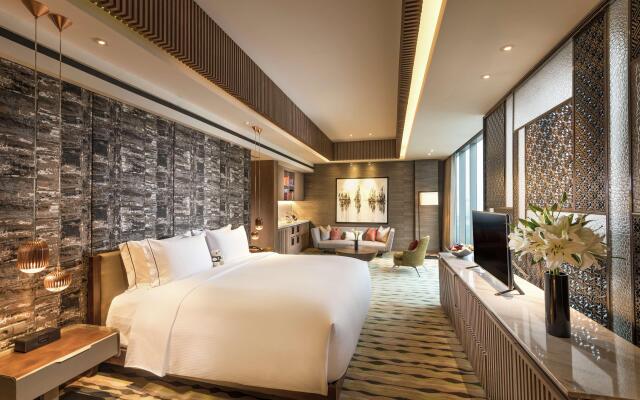 DoubleTree by Hilton Jakarta - Diponegoro