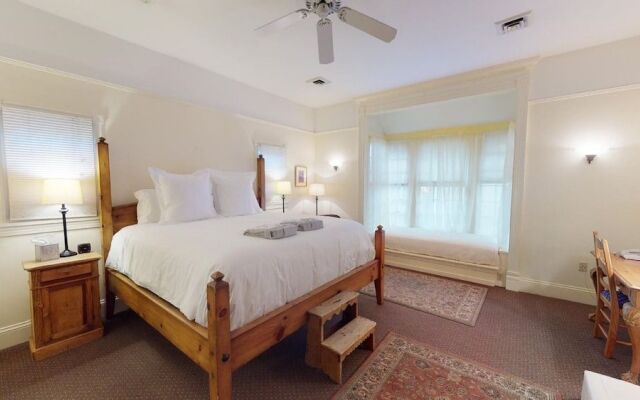 Preston Suite #8
