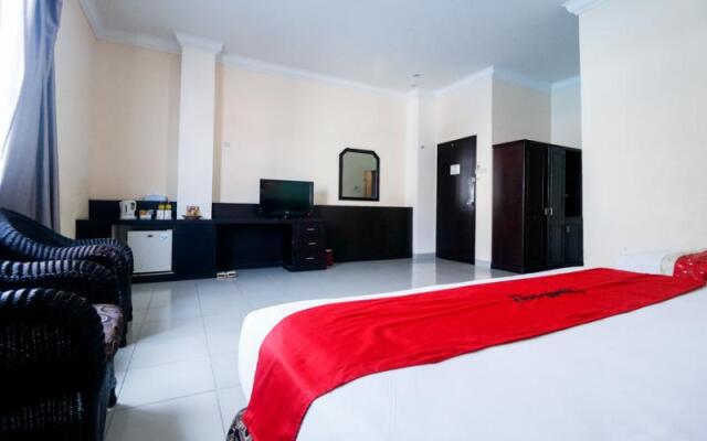 RedDoorz Plus @ Jalan Dr Sutomo Pekanbaru