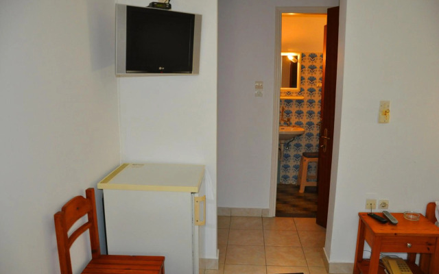 Nora Hotel