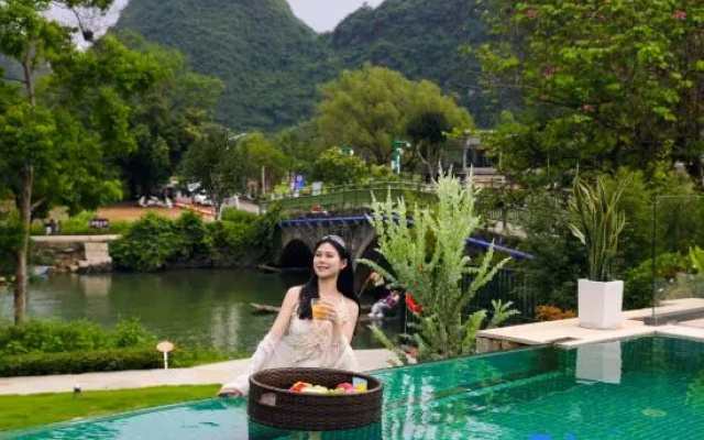 Yangshuo Huaxin Hotel – Pool – Guilin