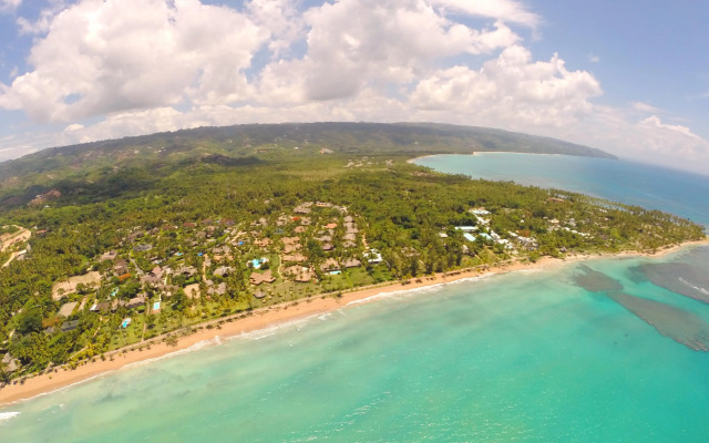 Hotel Costa Las Ballenas