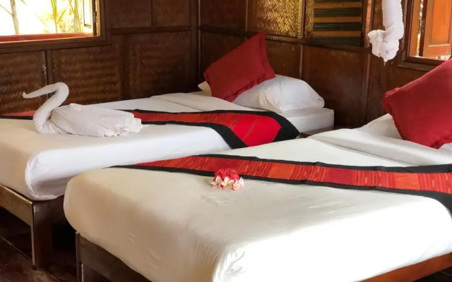 Mekong Riverside Lodge